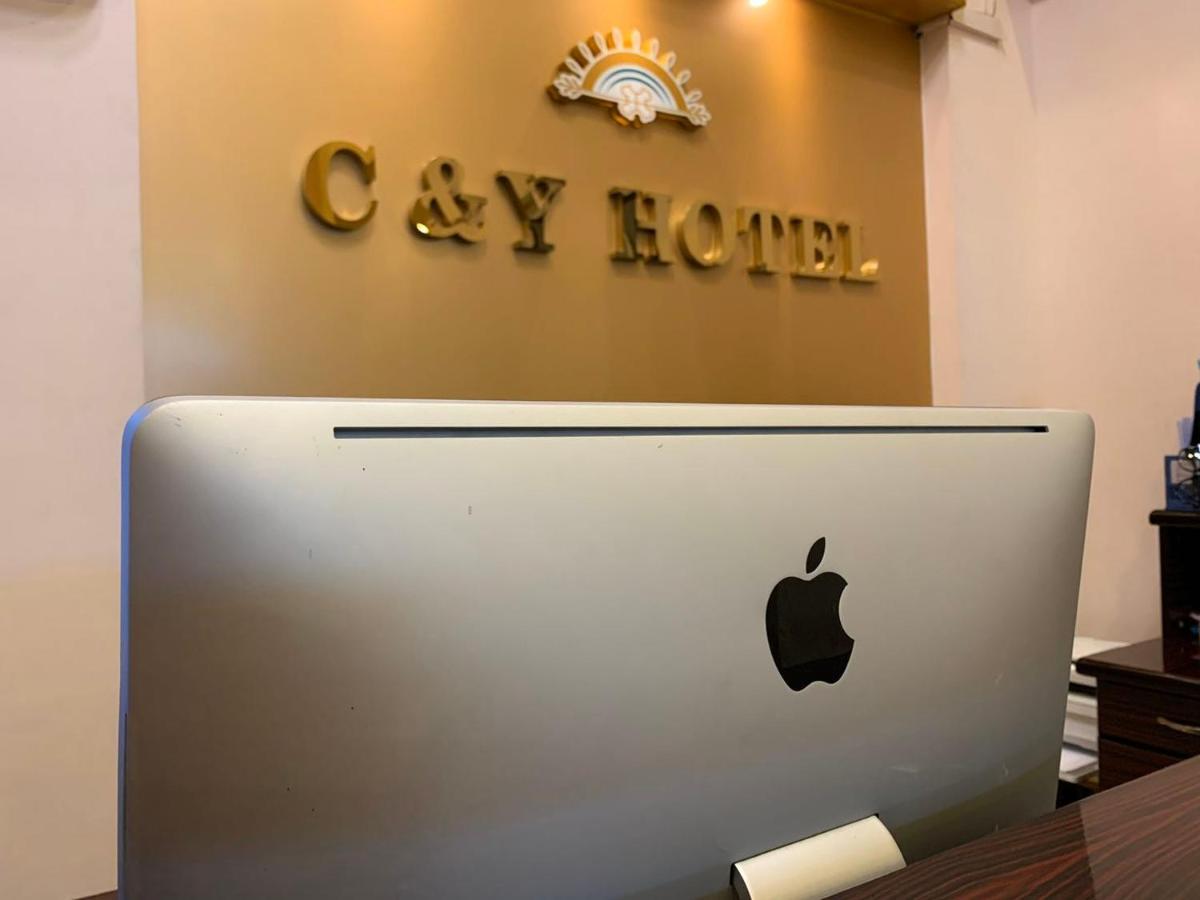 C & Y Hotel Yangon Exteriör bild
